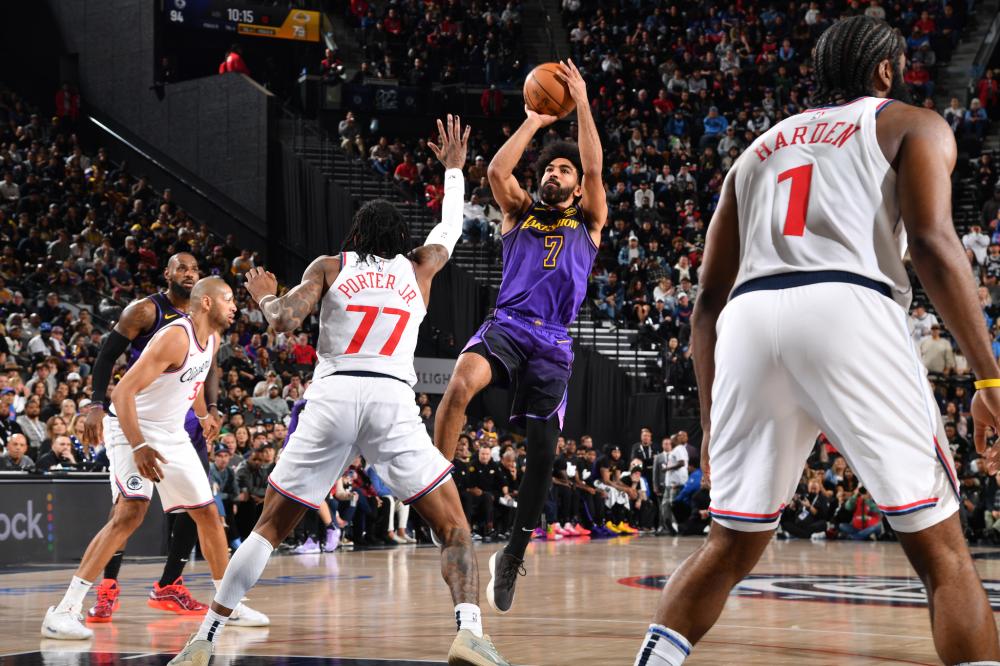 杰曼用一记 杰曼用一记