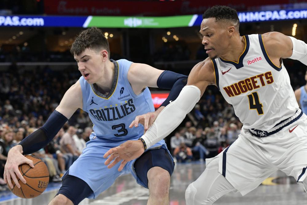 通过这些高 通过这些高